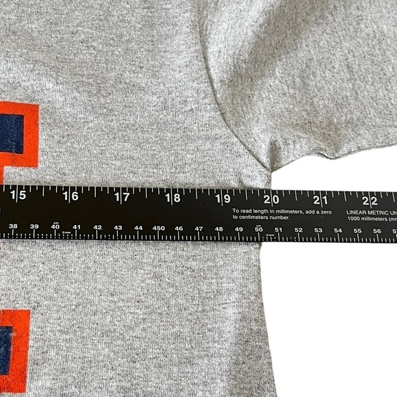 NWT Auburn University Tigers J-America Grey Logo T-shirt Size Medium - Picture 6 of 8